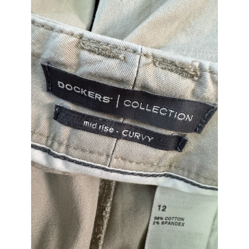 Womens Dockers Midrise Curvy Capris Cargo Pants 12 Khakis Utility Hiking Beachy - Picture 8 of 14